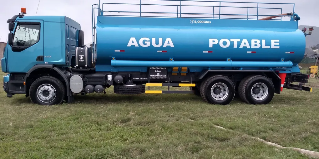Alquiler de Cisterna de Agua en Arequipa: ¡TYSAWYS te lleva el agua a la Ciudad Blanca!