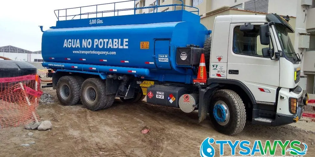 Llenado de Piscina en Lince: Agua Limpia con Cisternas TYSAWYS