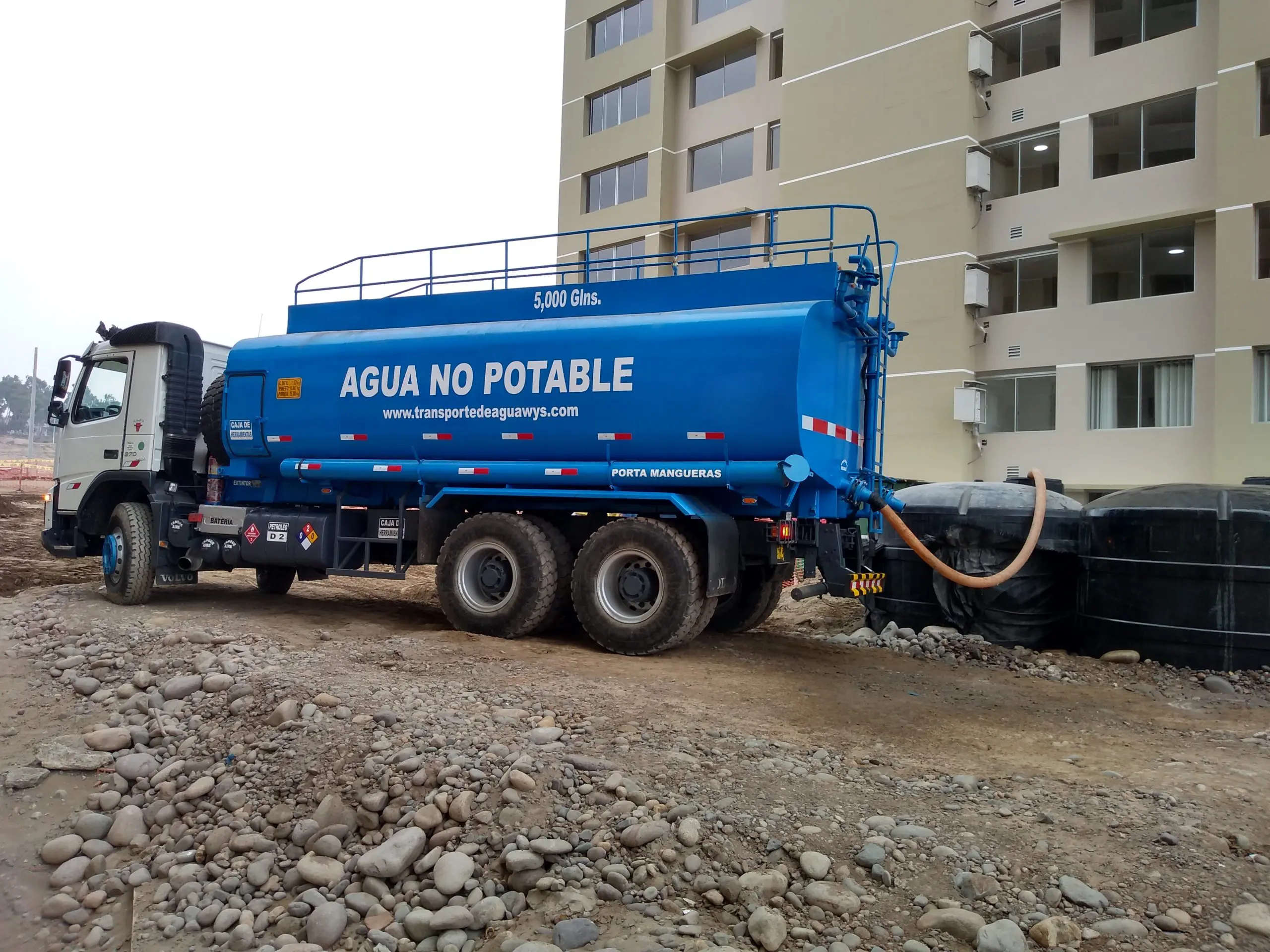 Alquiler de cisterna de agua por horas Lima